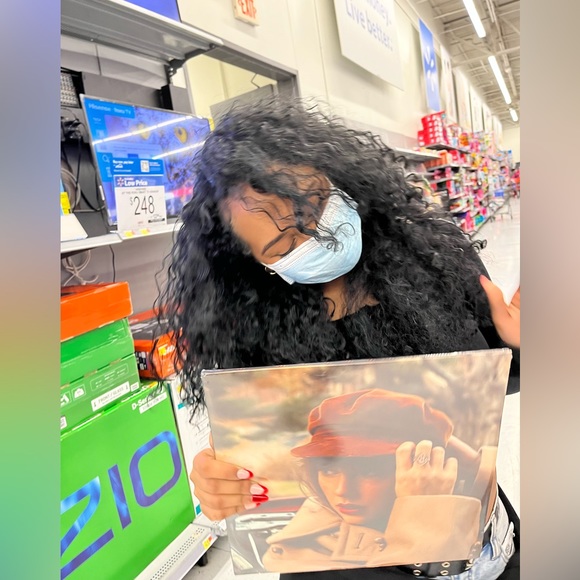 Meet your Posher, Jayde <3 - Picture 2 of 2